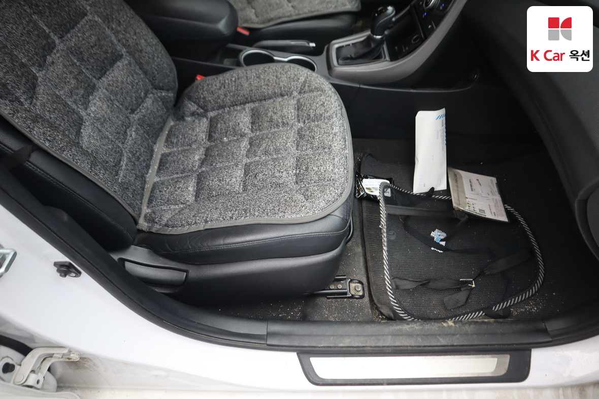 Hyundai Elantra 2014 - Image 27