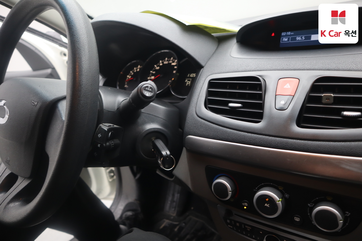 Renault Korea  SM3 2011 - Image 11