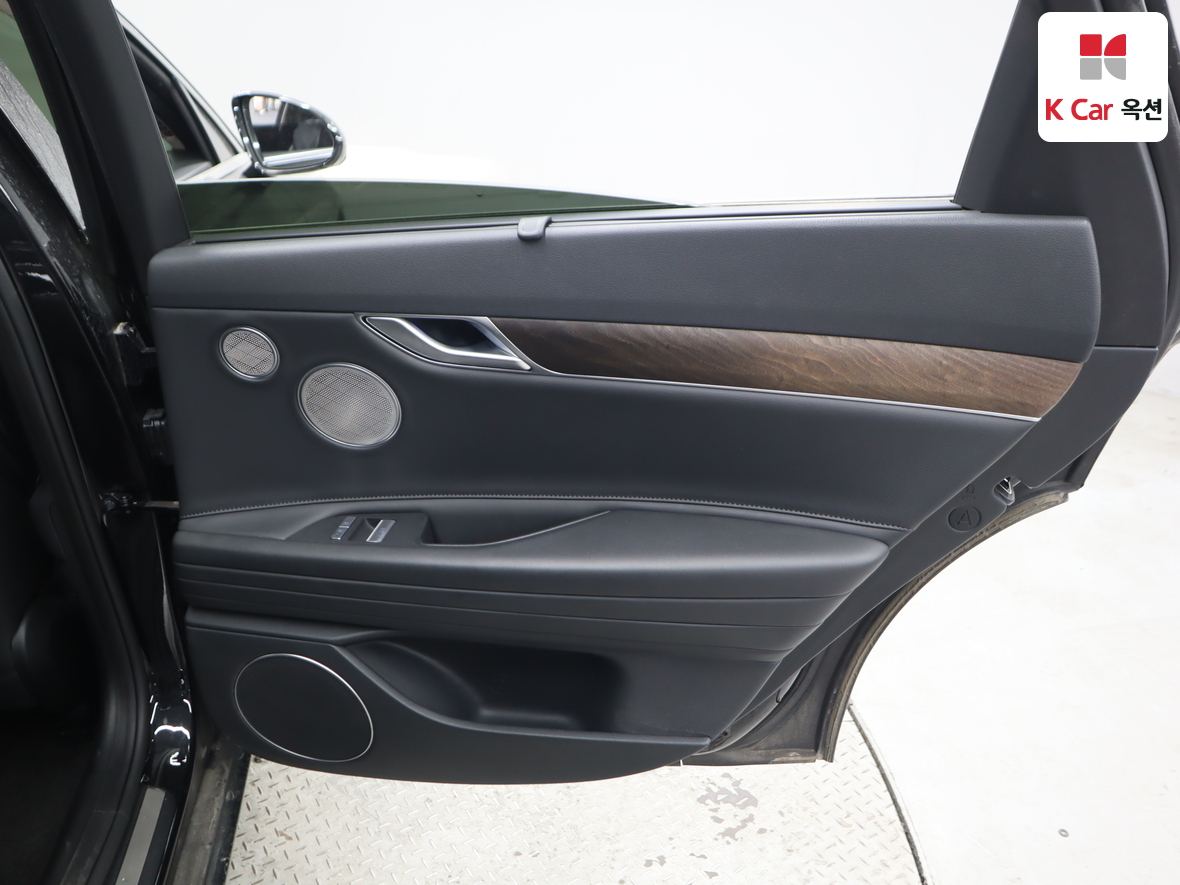 جينيسيس G80 2022 - صورة 29