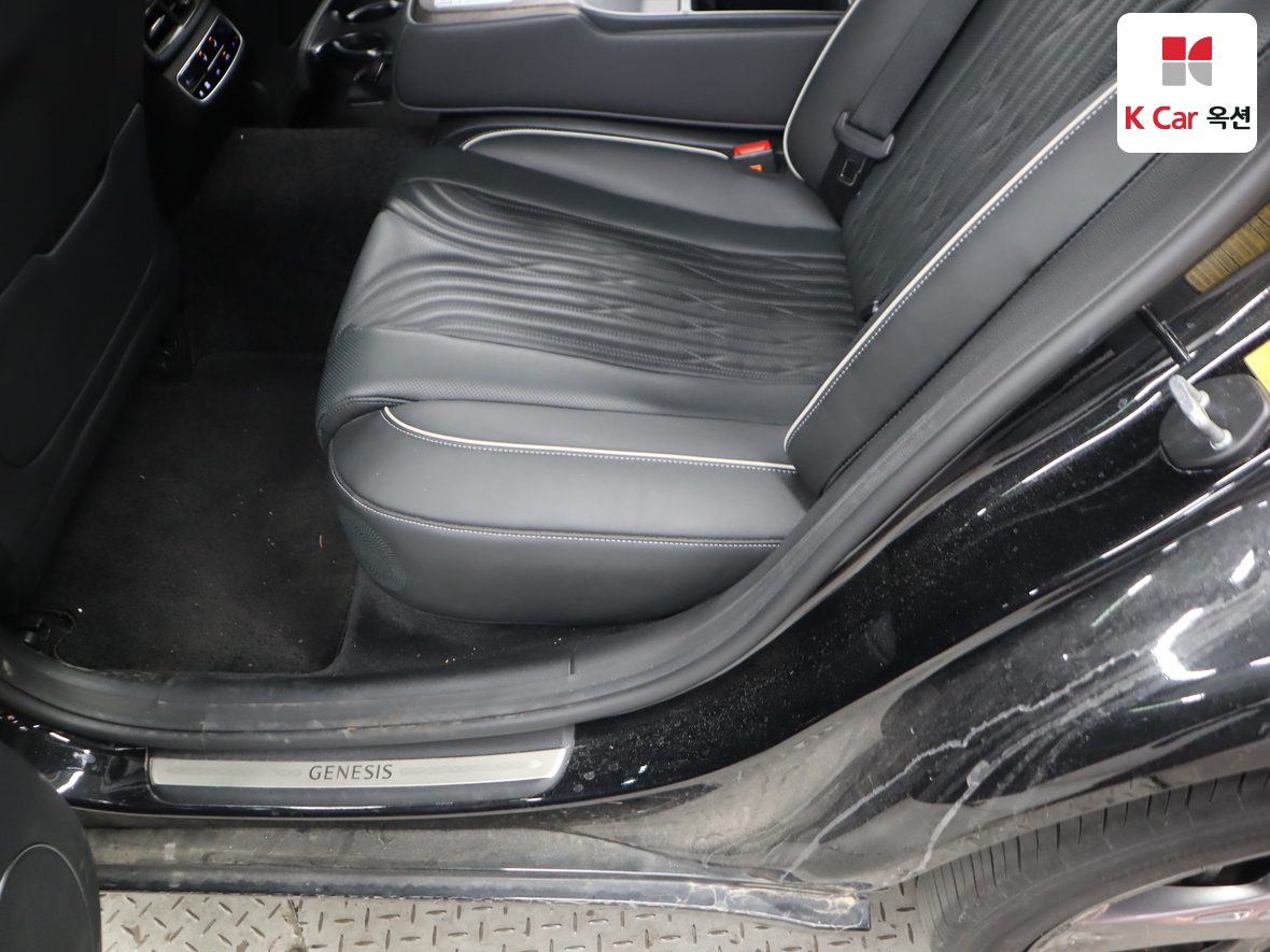 جينيسيس G80 2022 - صورة 23