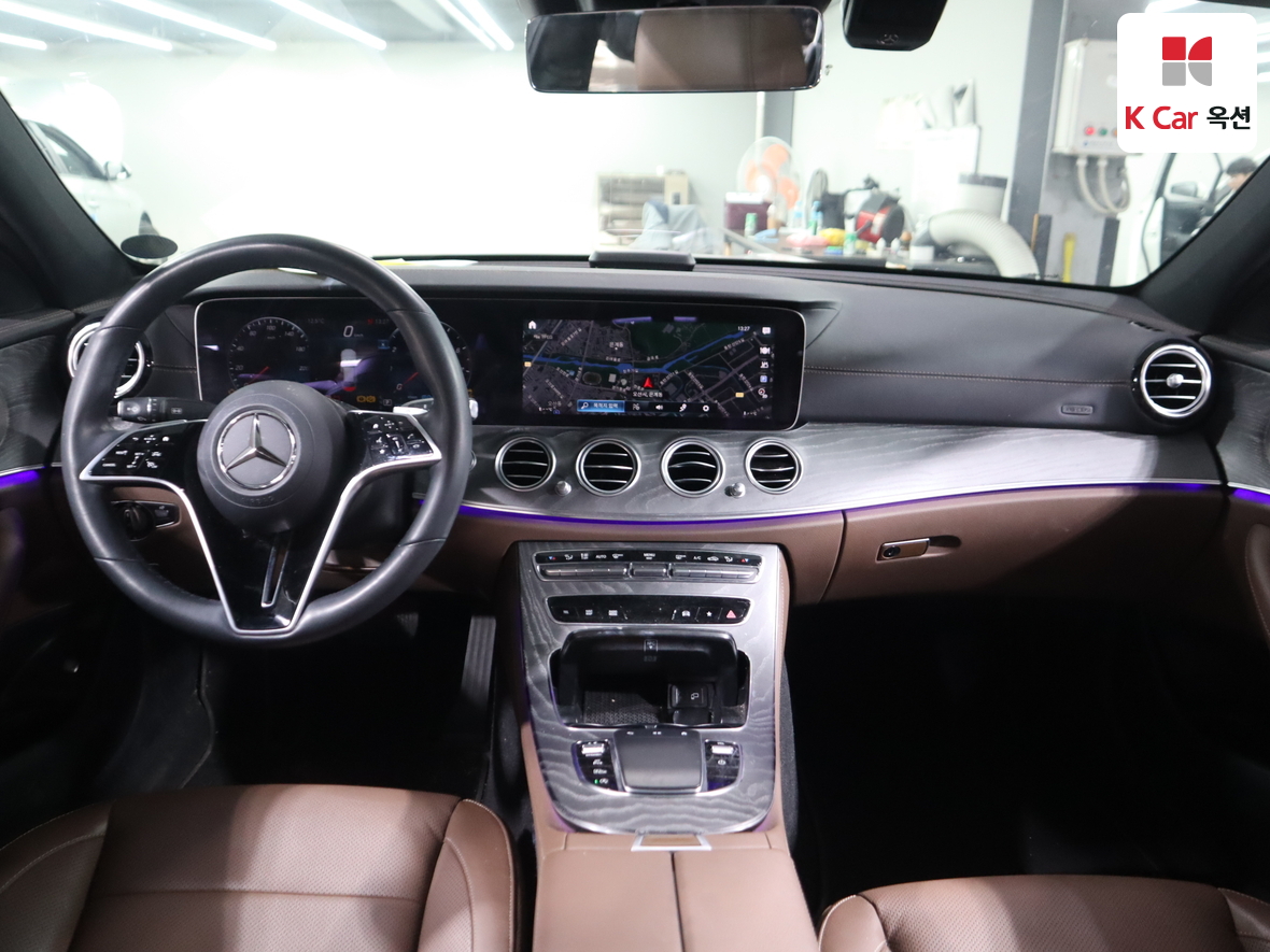 Mercedes-Benz E-Class - 3