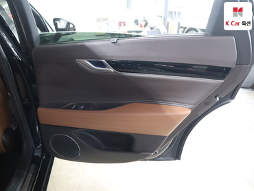 2024 - genesis g80