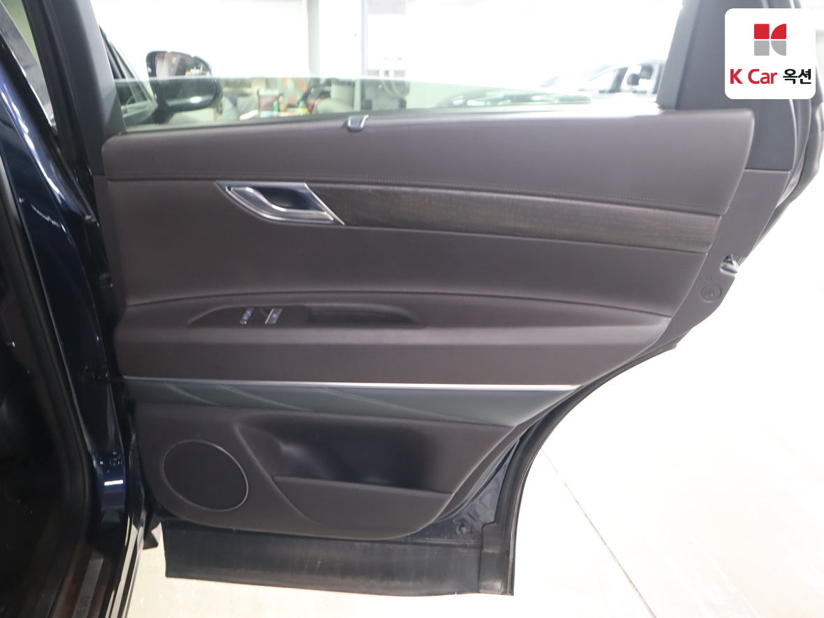 Genesis GV80 - 31