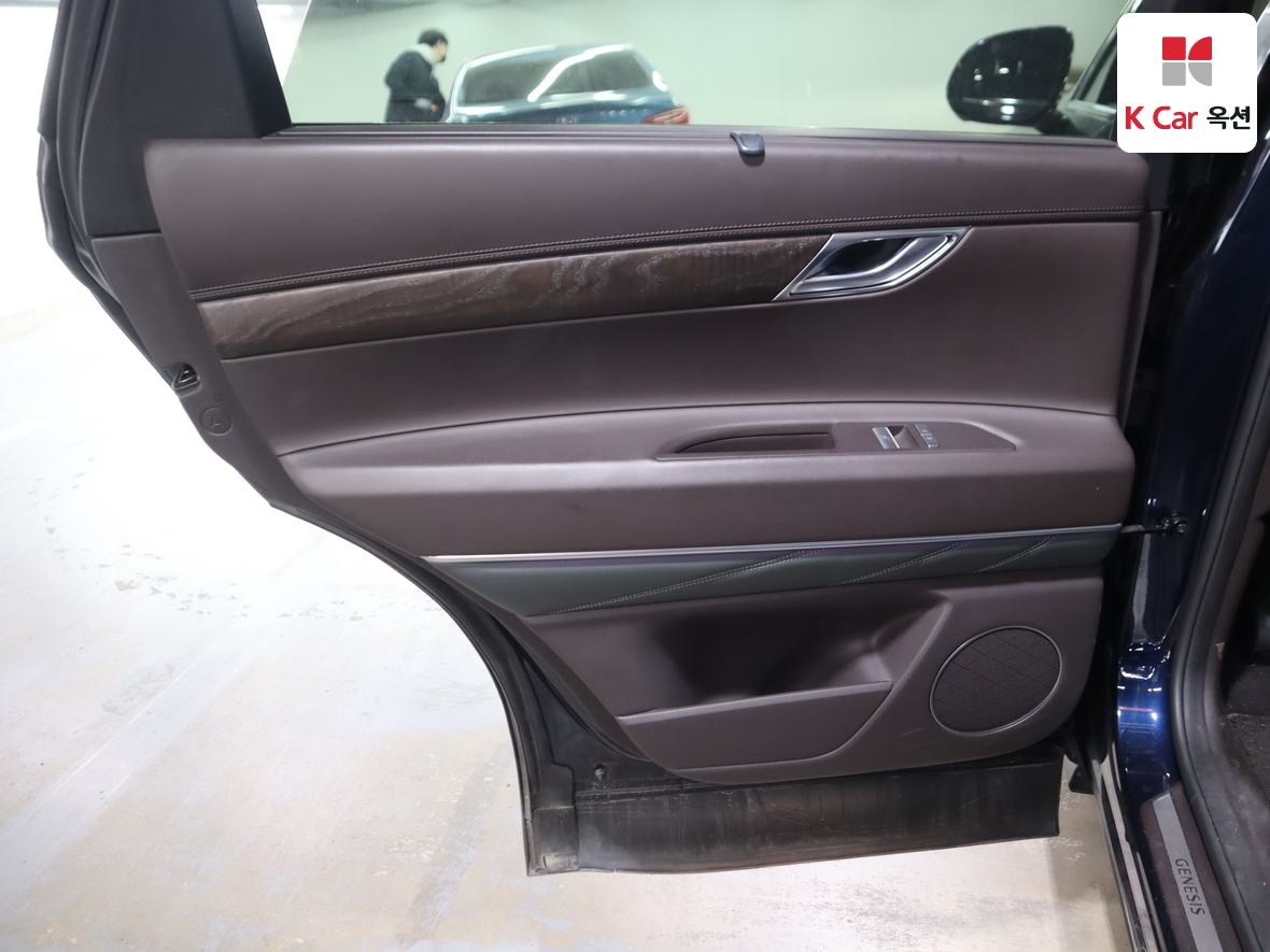 Genesis GV80 - 24