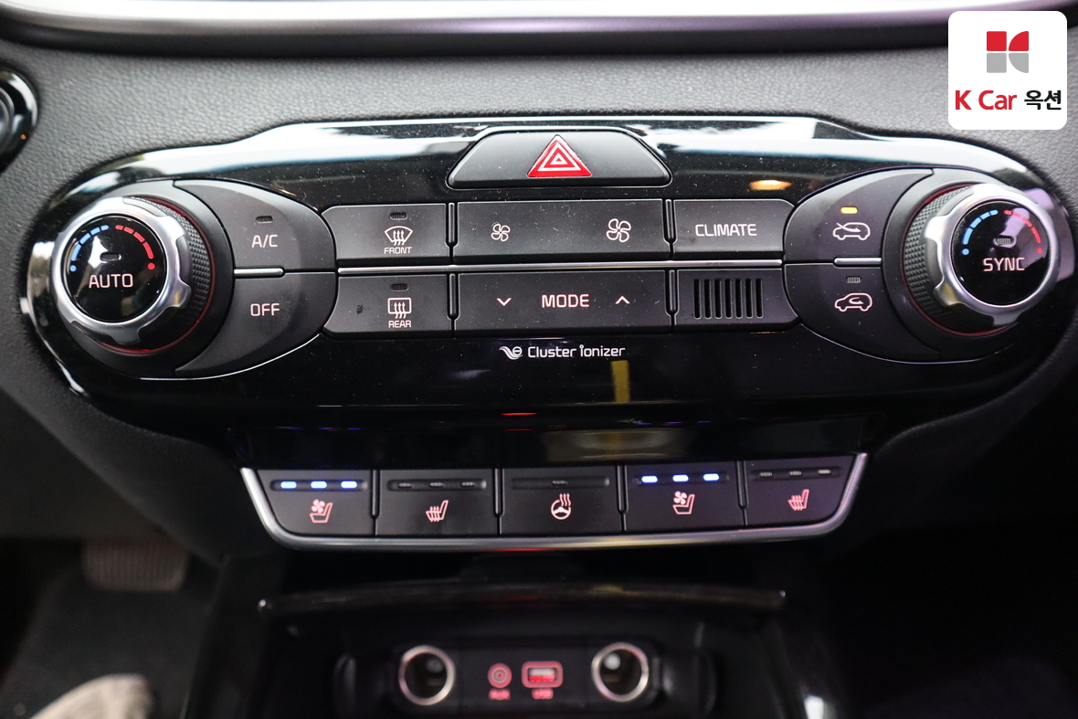 كيا سورينتو 2015 - صورة 14