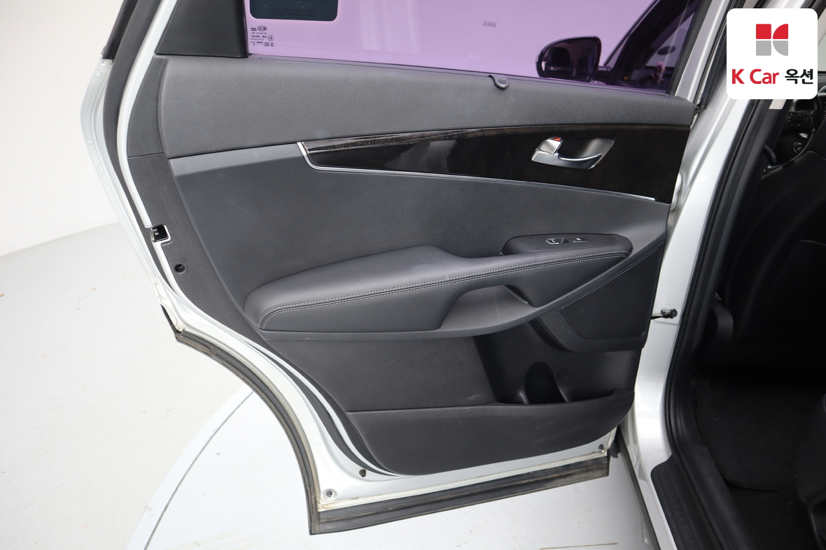 كيا سورينتو 2015 - صورة 21