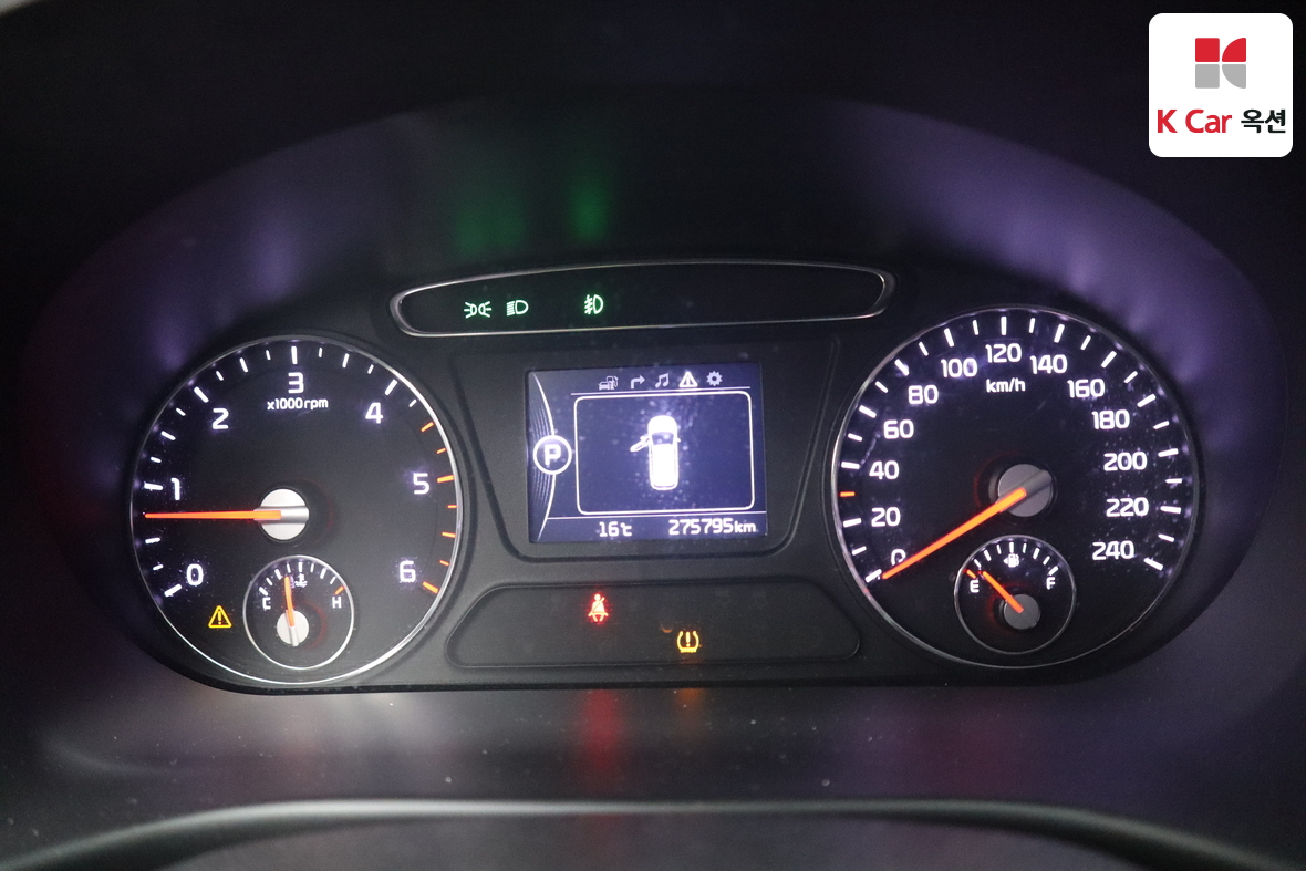 كيا سورينتو 2015 - صورة 5