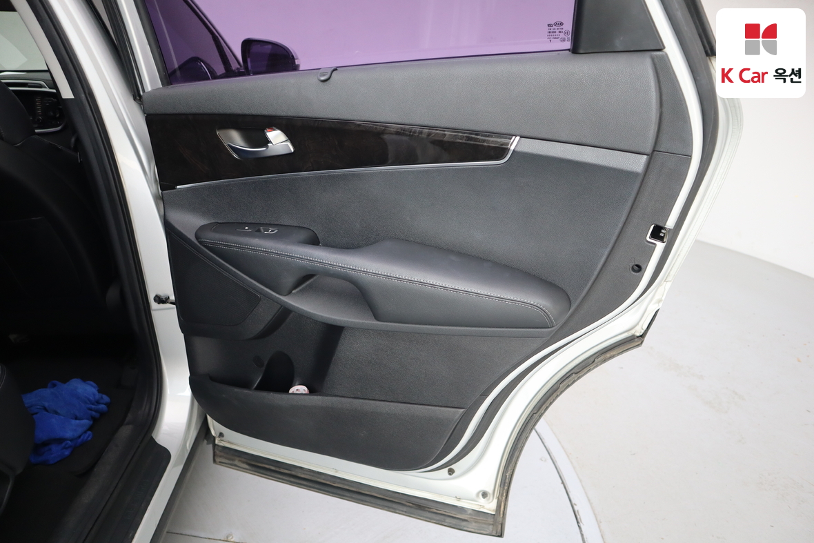 كيا سورينتو 2015 - صورة 27