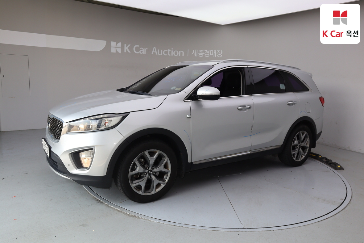 كيا سورينتو 2015 - صورة 1