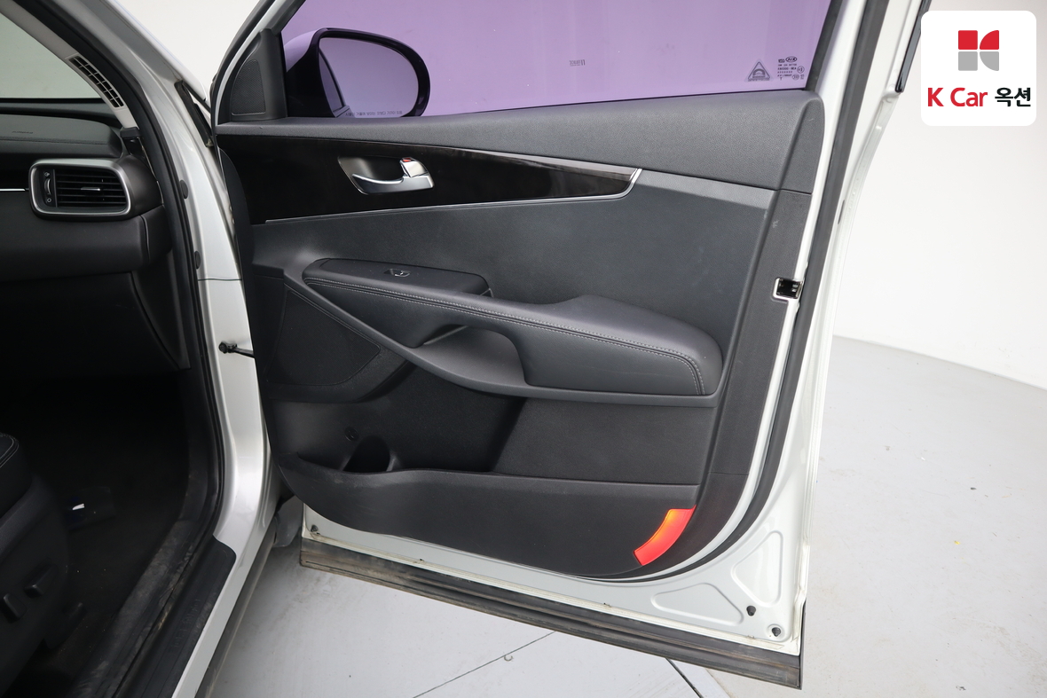 كيا سورينتو 2015 - صورة 29