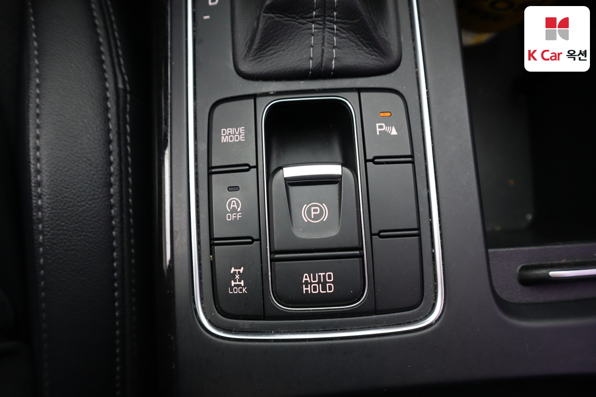 كيا سورينتو 2015 - صورة 16