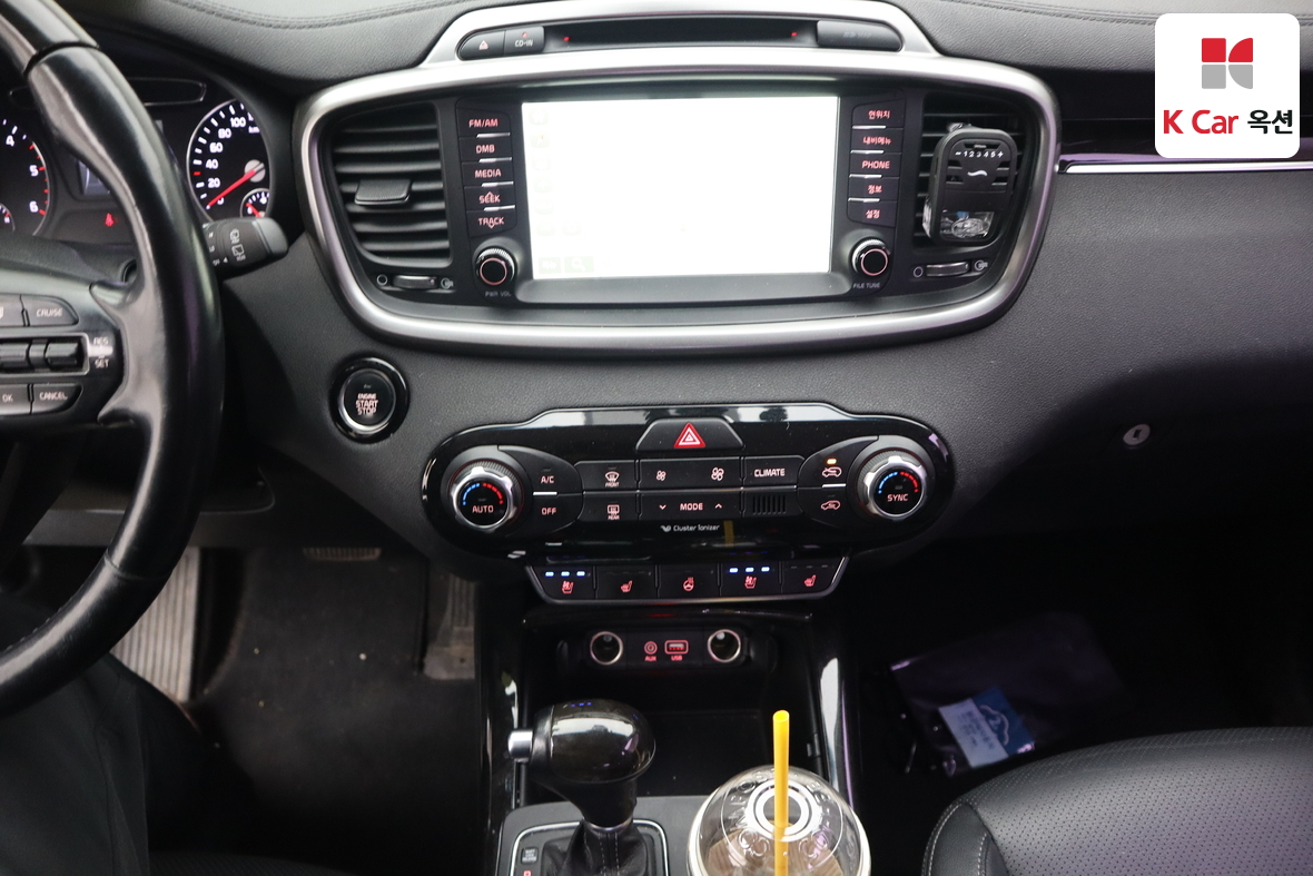 كيا سورينتو 2015 - صورة 6