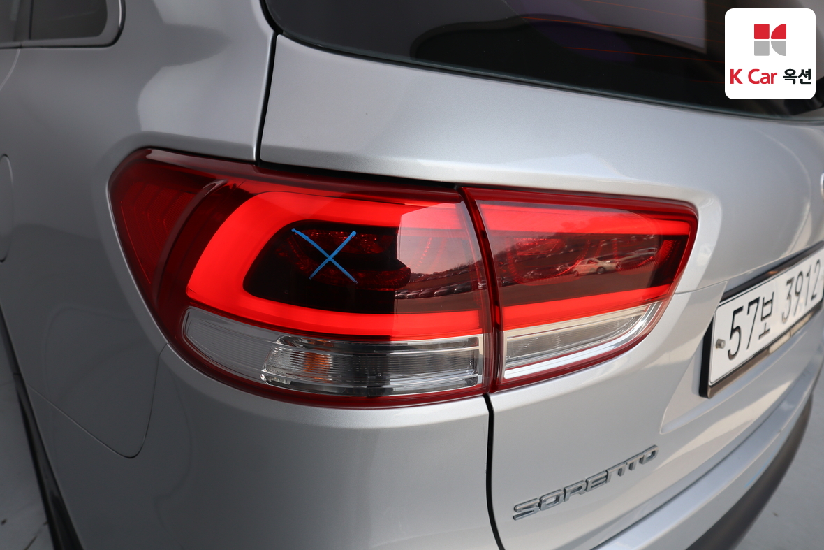 كيا سورينتو 2015 - صورة 41