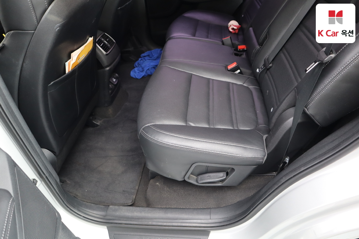 كيا سورينتو 2015 - صورة 22