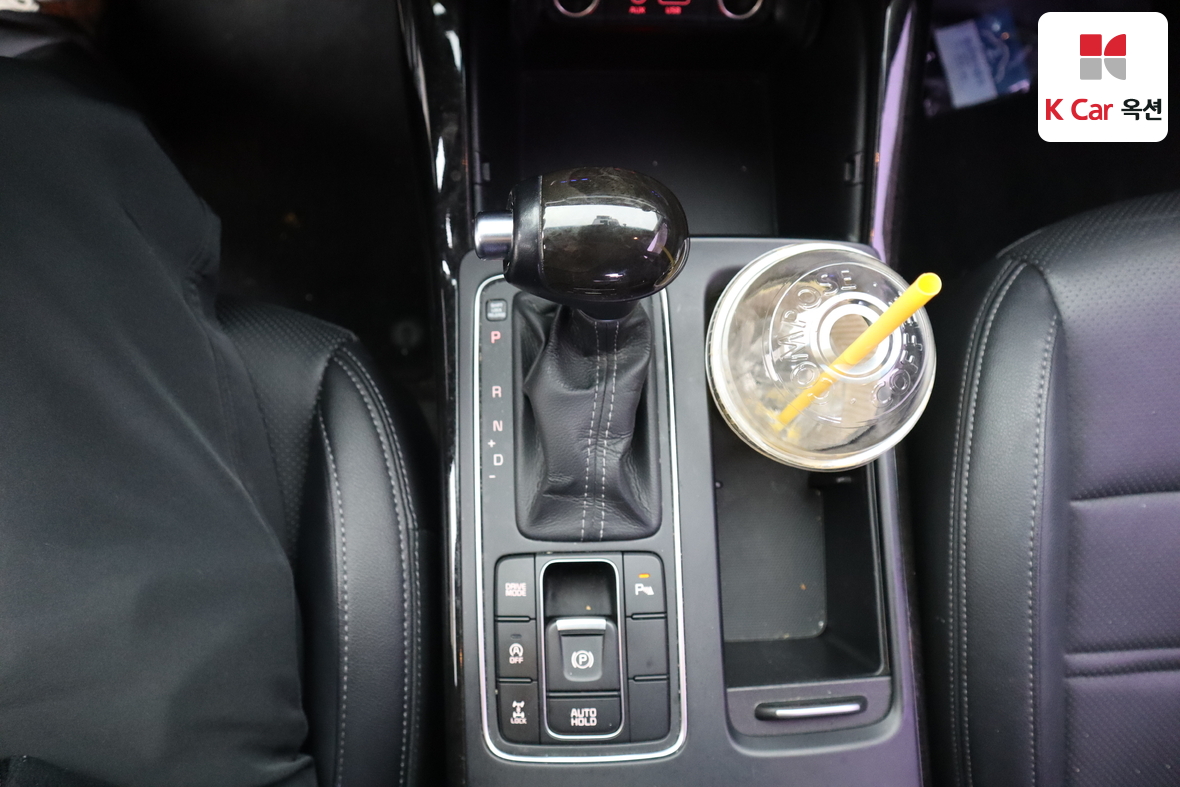 كيا سورينتو 2015 - صورة 15