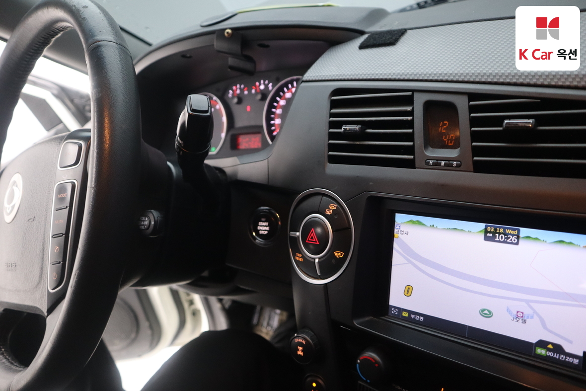 KG Mobility Korando Sports 2015 - Image 11