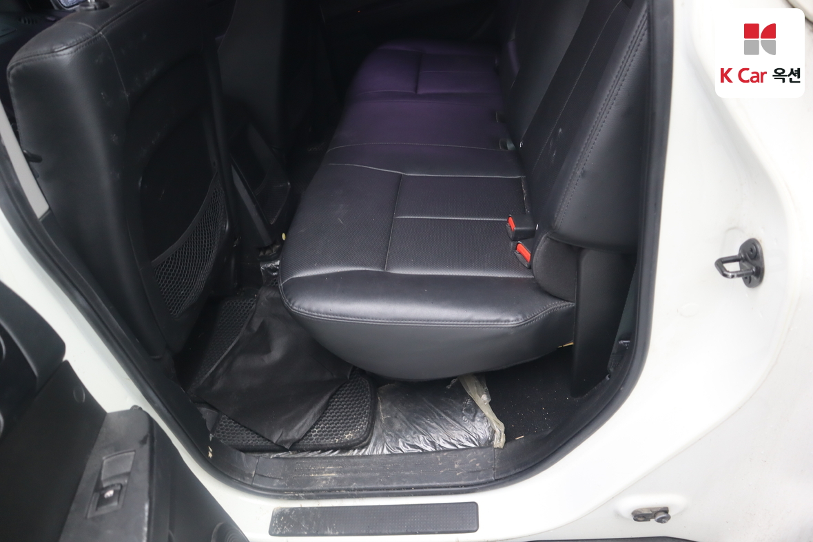 KG Mobility Korando Sports 2015 - Image 21