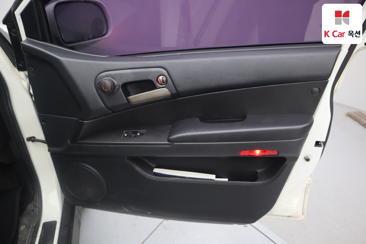 KG Mobility Korando Sports 2015 - Image 26