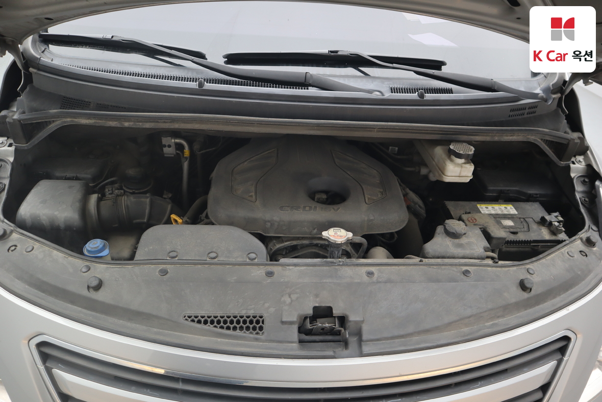 Hyundai Grand Starex 2017 - Image 28