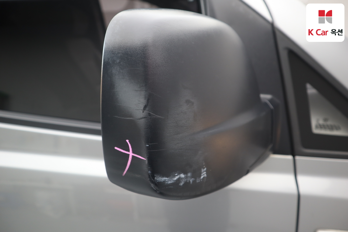 Hyundai Grand Starex 2017 - Image 33