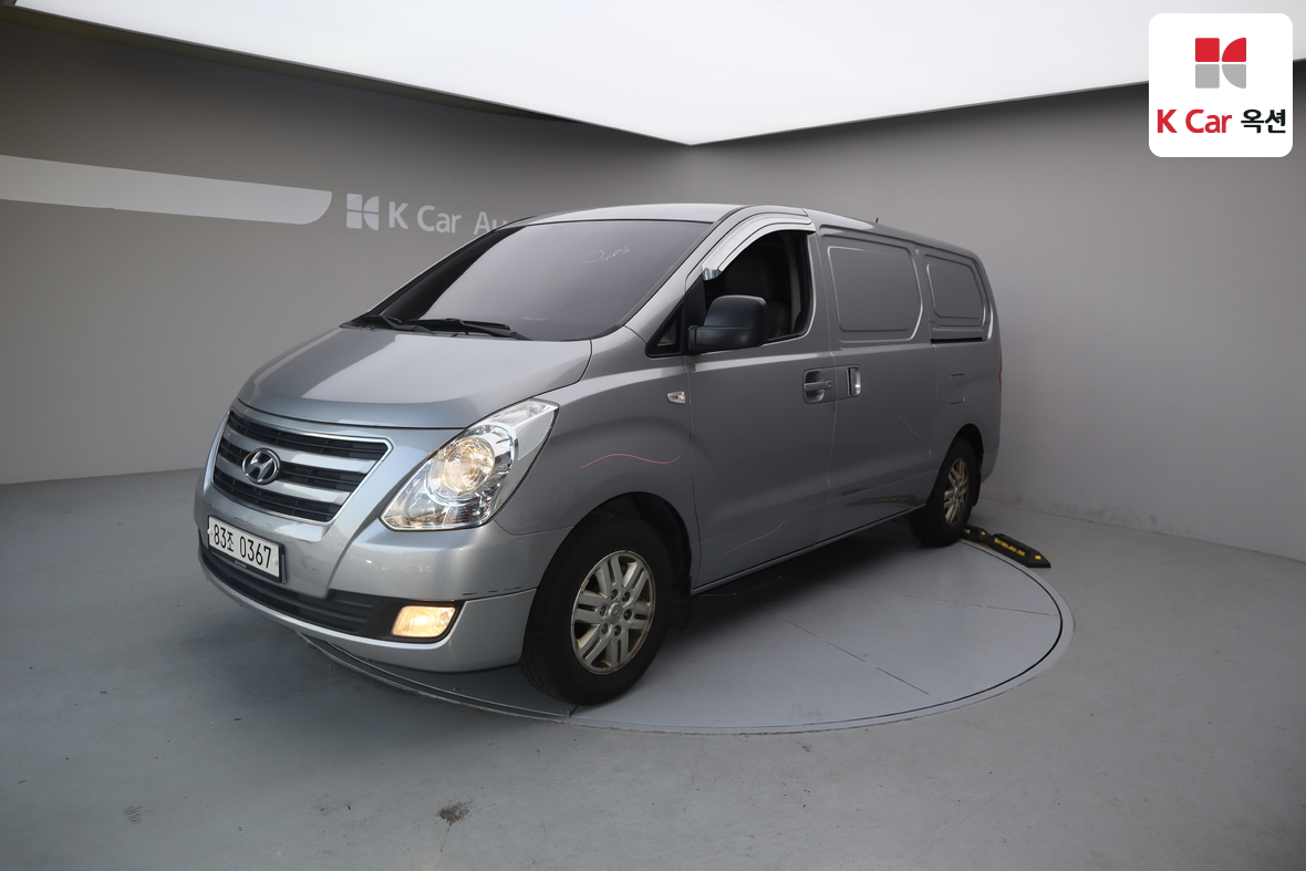 Hyundai Grand Starex 2017 - Image 1