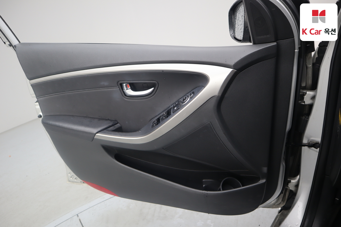 Hyundai i30 2012 - Image 8