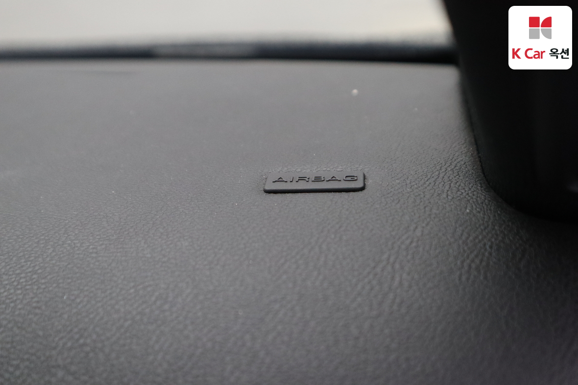 Lincoln Continental 2017 - Image 34