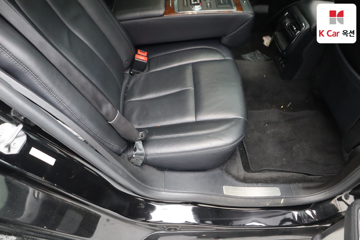 Lincoln Continental 2017 - Image 31