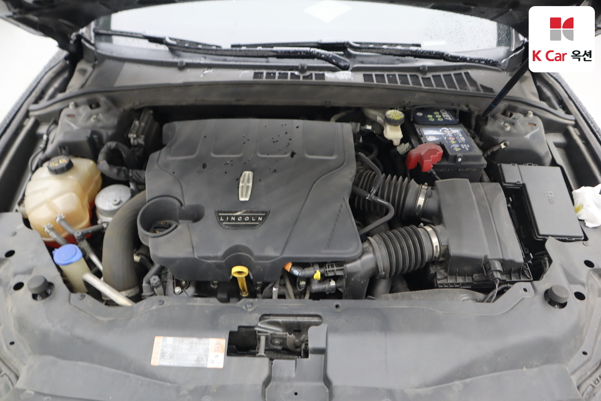 Lincoln Continental 2017 - Image 36