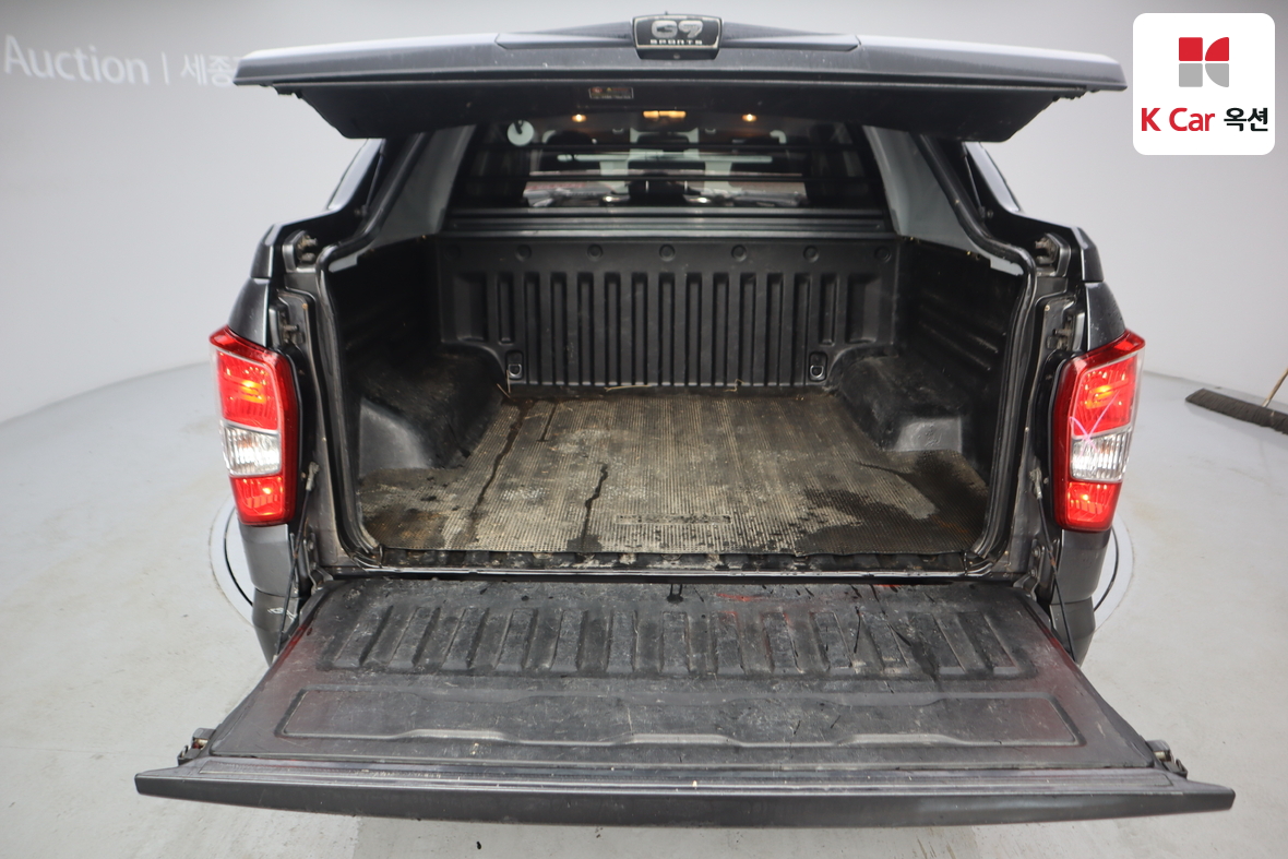 KG Mobility Rexton Sports 2019 - Image 24