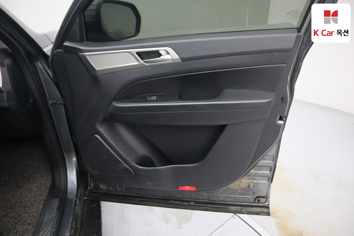 KG Mobility Rexton Sports 2019 - Image 27