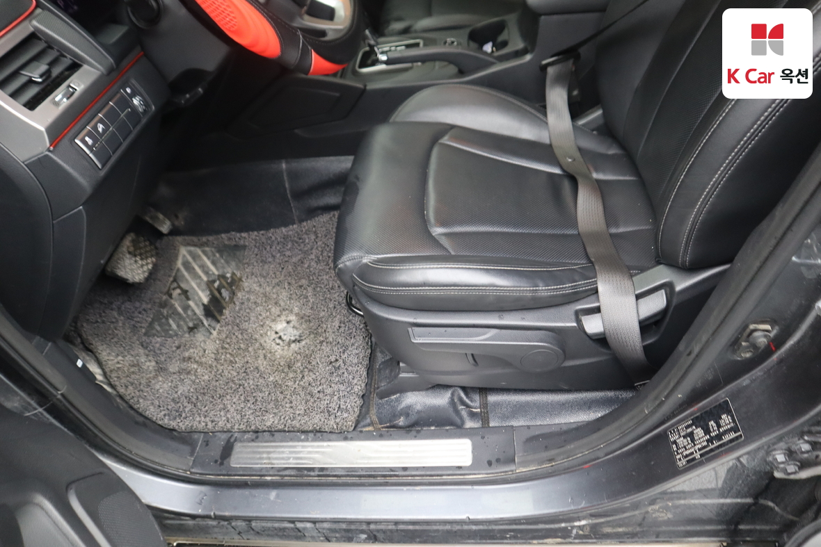 KG Mobility Rexton Sports 2019 - Image 19
