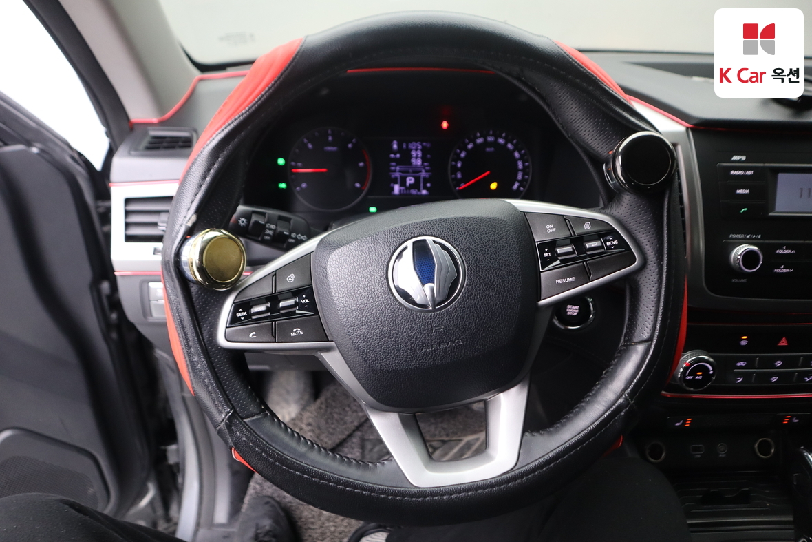 KG Mobility Rexton Sports 2019 - Image 10