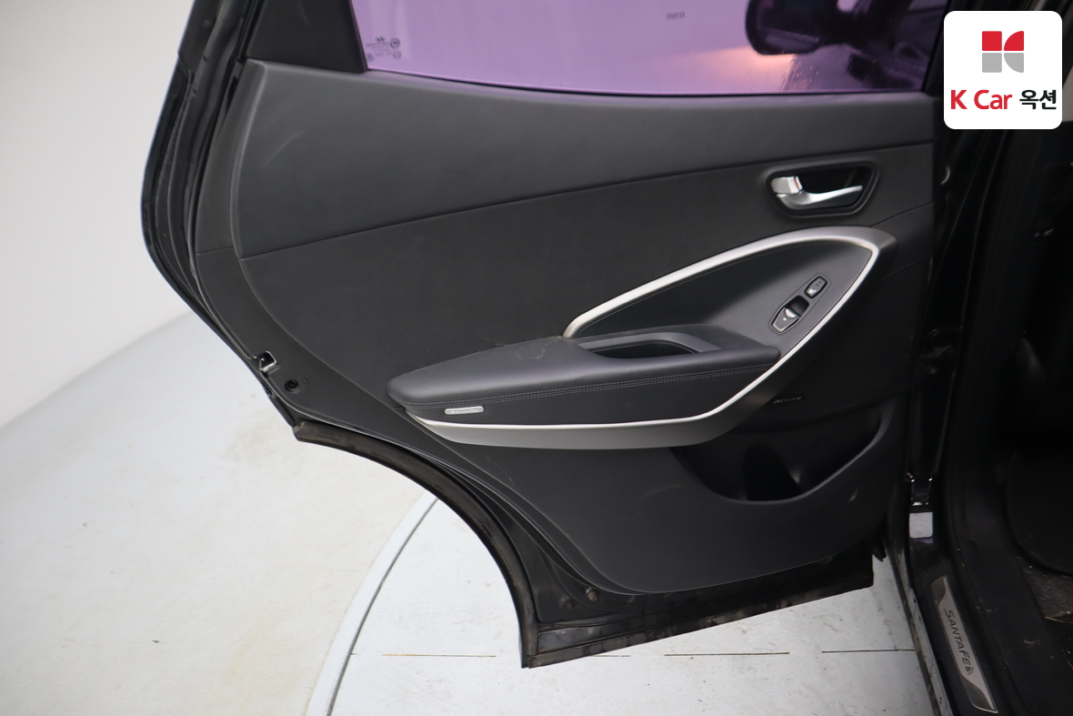 Hyundai Santa Fe 2013 - Image 24