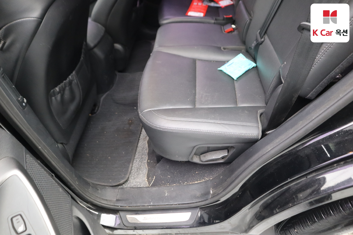 Hyundai Santa Fe 2013 - Image 25