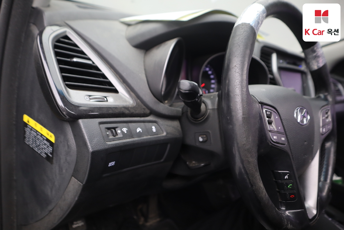 Hyundai Santa Fe 2013 - Image 9