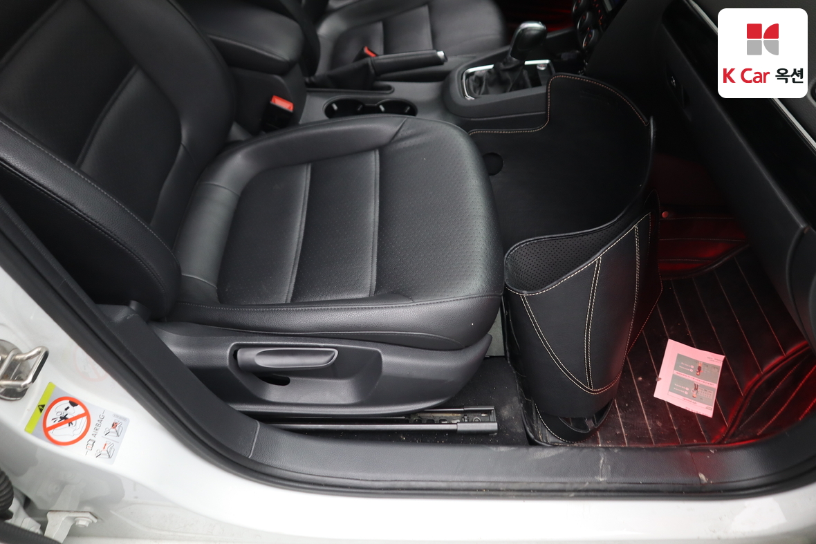 Volkswagen Jetta 2015 - Image 30