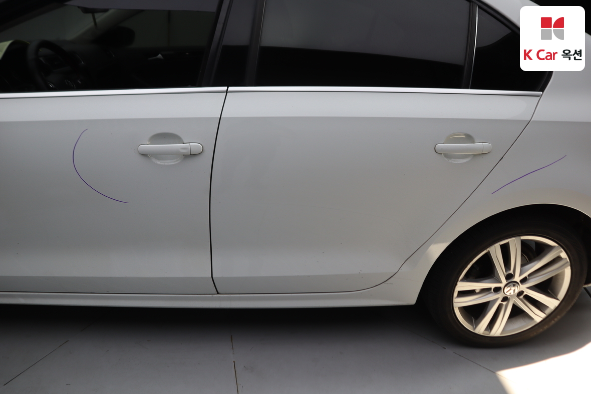 Volkswagen Jetta 2015 - Image 38