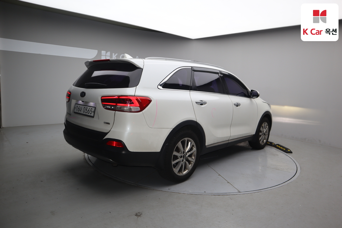 Kia Sorento 2016 - Image 2
