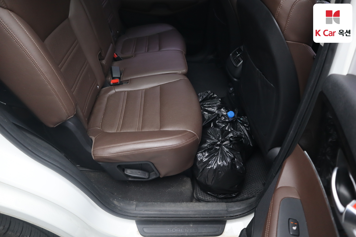 Kia Sorento 2016 - Image 31