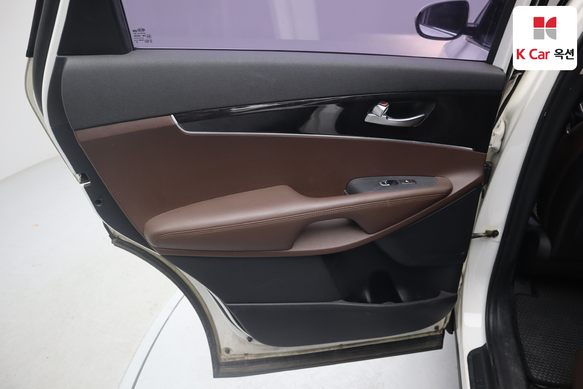 Kia Sorento 2016 - Image 22