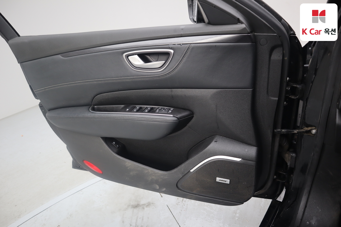 Renault Samsung SM6 2016 - Image 8