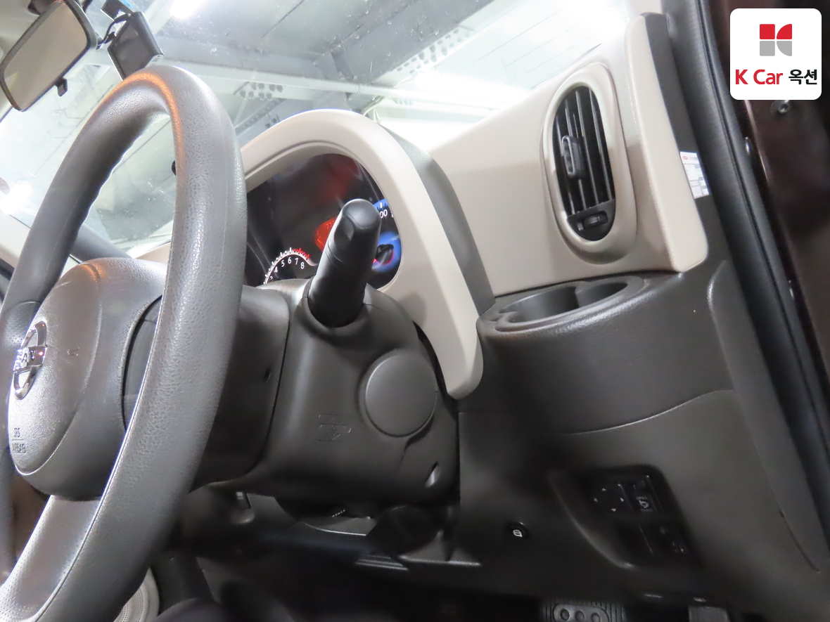 Nissan Cube - 9