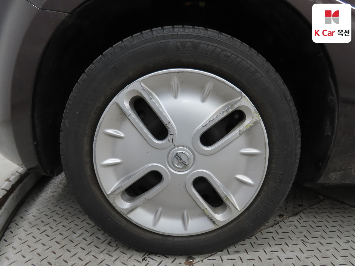 Nissan Cube - 42