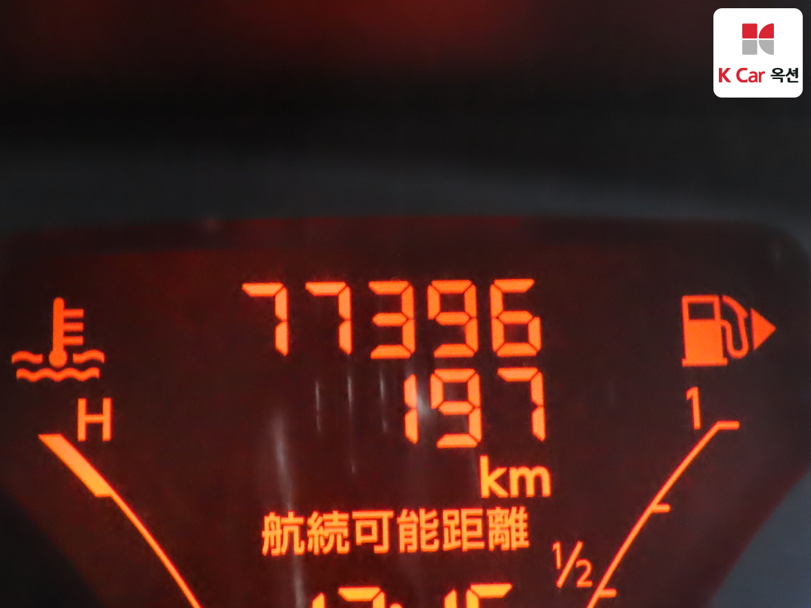 Nissan Cube - 4