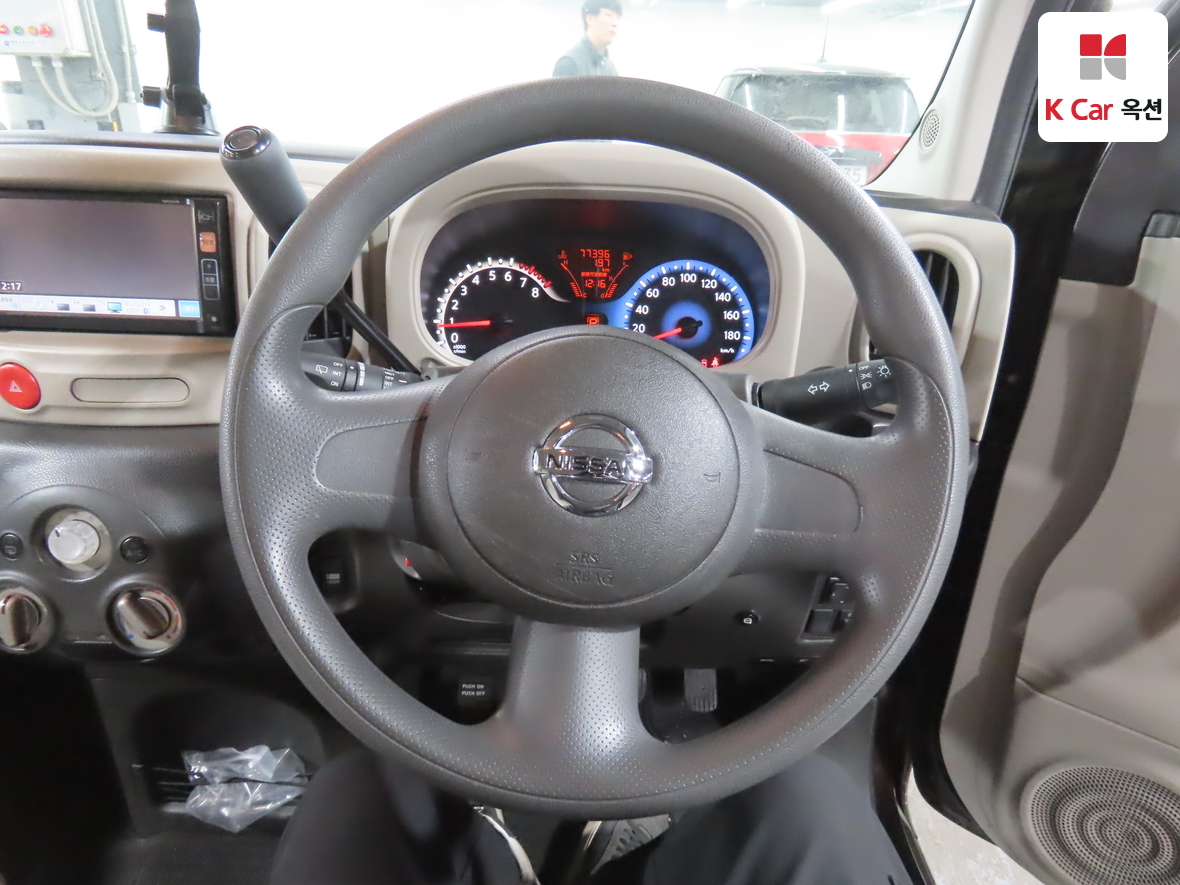 Nissan Cube - 10