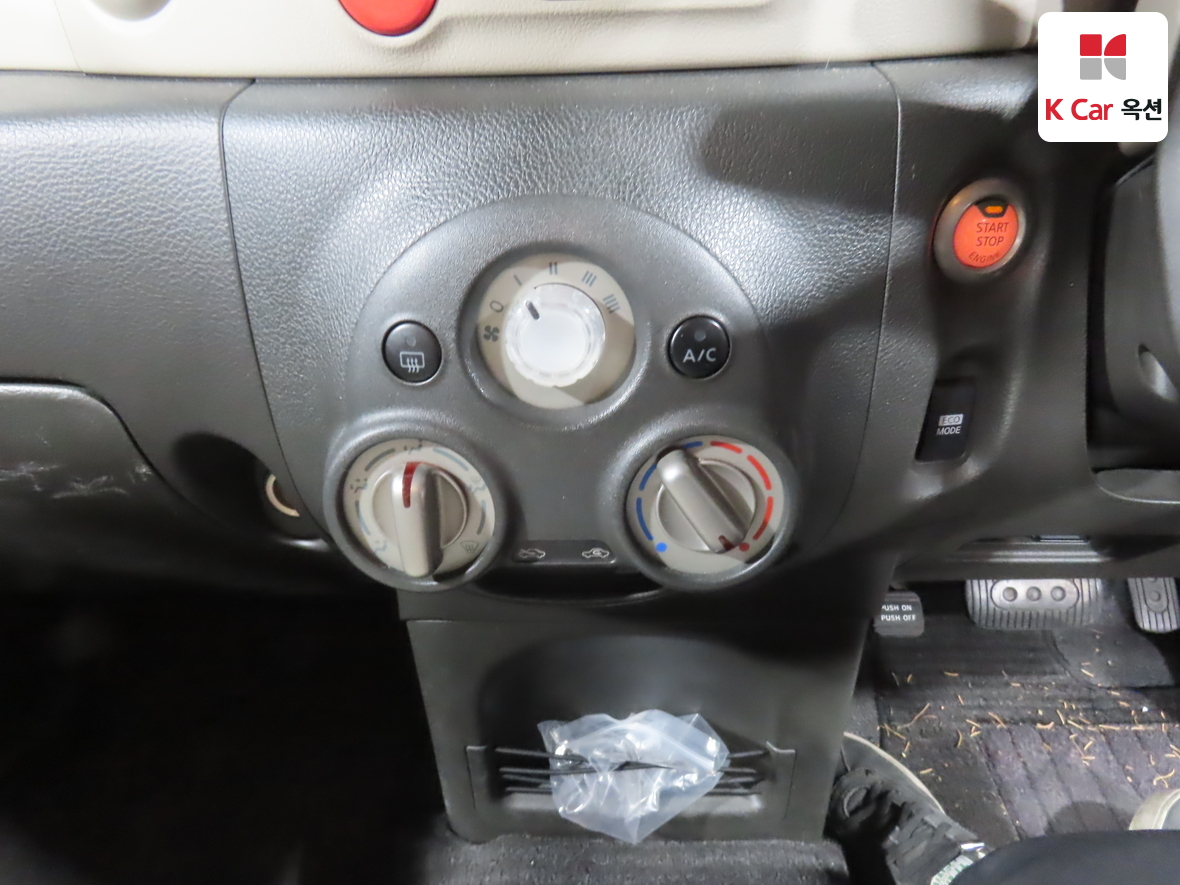 Nissan Cube - 15