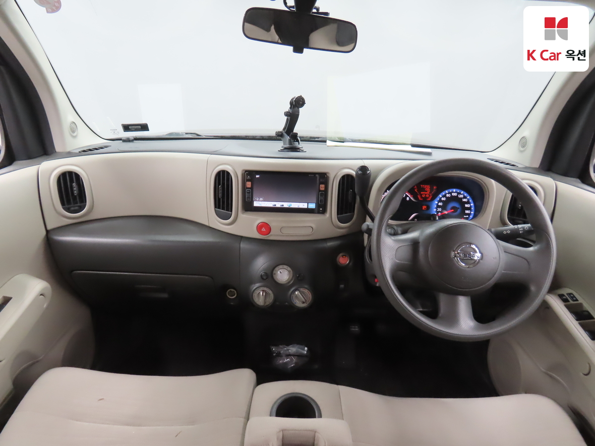 Nissan Cube - 3