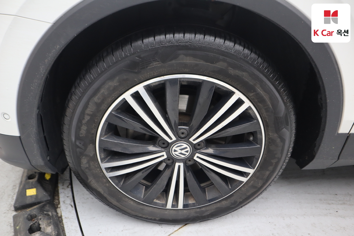 VOLKSWAGEN 티구안 - 49