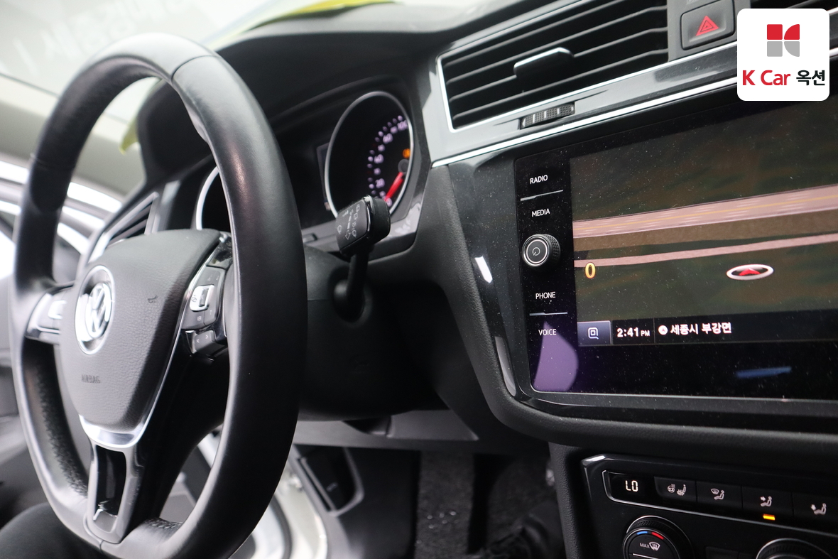 VOLKSWAGEN 티구안 - 11